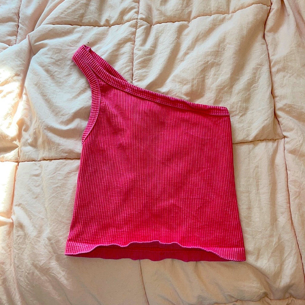 Hot pink, one shoulder Nikibiki